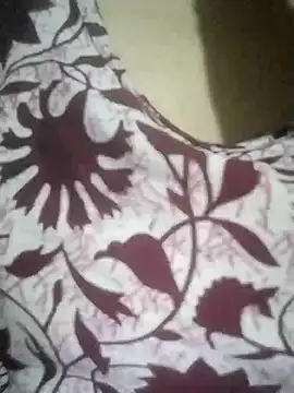 Julilodhi8695 online show from April 16, 7:03 pm