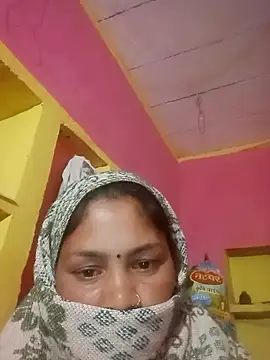 Julilodhi8695 online show from February 11, 4:07 pm