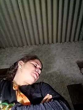 Lucky couple-1 online show from February 11, 5:24 pm