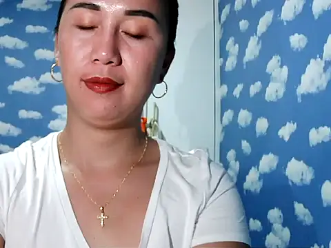 Kitty Bear02 online show from February 1, 12:14 pm