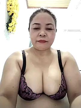Baby-bigtits2026 online show from May 11, 10:16 am
