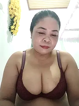 Baby-bigtits2026 online show from March 25, 1:43 pm