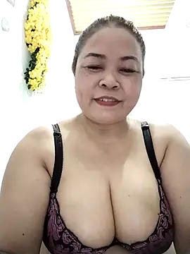 Baby-bigtits2026 online show from May 5, 10:07 am