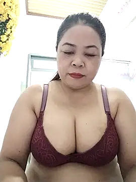Baby-bigtits2026 online show from February 27, 1:17 am