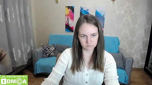 Senora Pepper online show from March 12, 2:21 pm