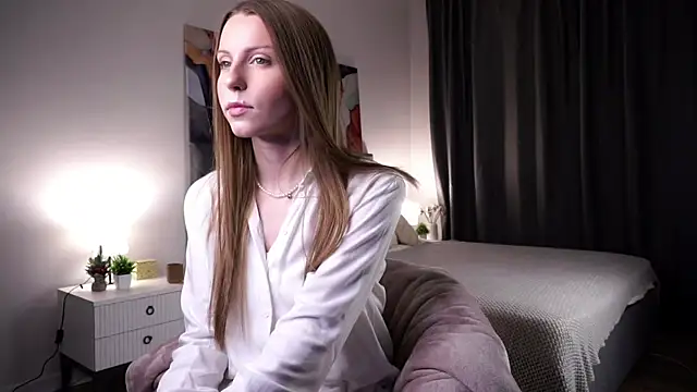 BlondellBolio online show from February 5, 9:54 pm