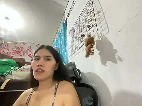 Sweetiebabe25 online show from April 3, 7:59 am