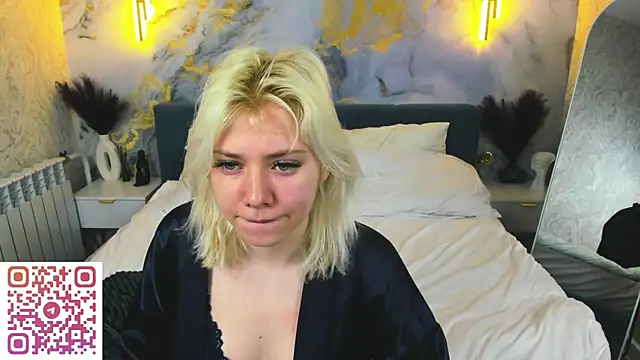 Kate Krose online show from April 24, 1:07 am