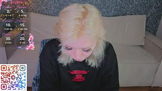 Snapshot of Kate_Krose chatting on June 11, 12:54 am Kate Krose online show from June 11, 12:54 am