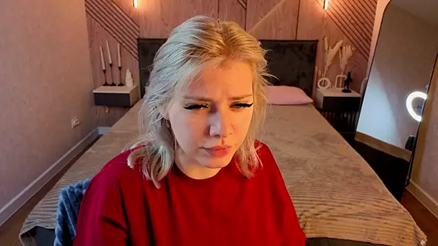 Kate Krose online show from May 2, 1:00 am