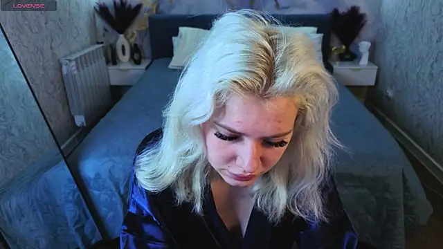 Snapshot of Kate_Krose chatting on March 3, 1:12 am Kate Krose online show from March 3, 1:12 am