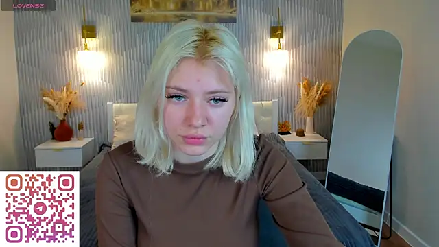 Kate Krose online show from April 15, 9:15 am