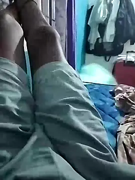 tamilpaiyan989 online show from April 4, 2:01 pm