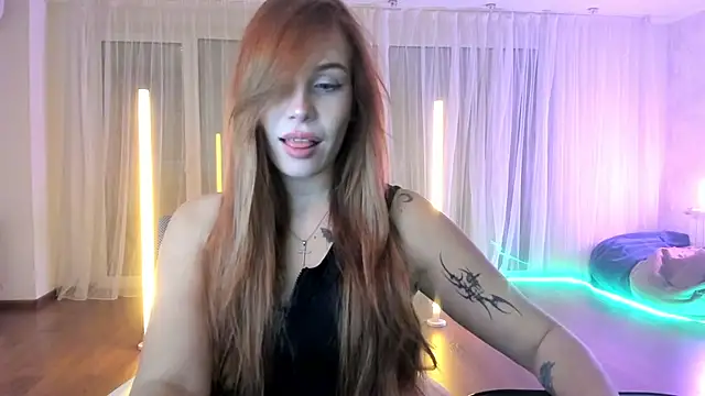 kelly love 222 online show from June 9, 7:48 pm