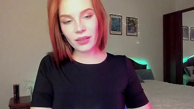 kelly love 222 online show from March 18, 7:48 pm