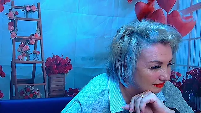 RenataDaster online show from April 13, 5:17 pm