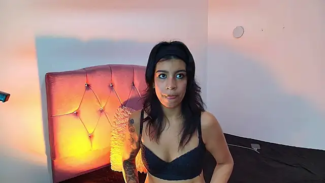 Kalyra 17 online show from March 6, 11:49 am