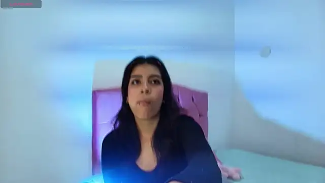 Kalyra 17 online show from March 24, 11:43 am