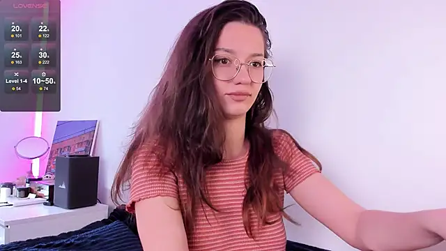 miabellee  online show from June 12, 6:44 am