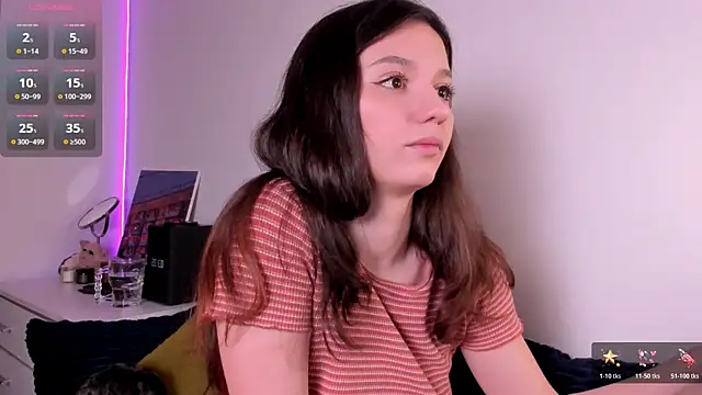 miabellee  online show from April 12, 12:36 am