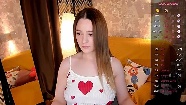 Snapshot of cherrykississ chatting on June 8, 8:48 am cherrykississ online show from June 8, 8:48 am