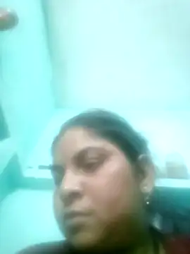 Snapshot of Rajni248096 chatting on February 2, 3:55 pm Rajni248096 online show from February 2, 3:55 pm