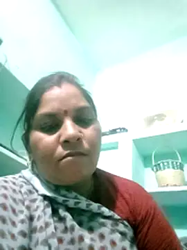 Rajni248096 online show from April 23, 1:46 pm