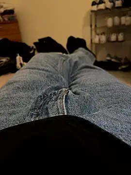 Snapshot of MarkoCum93 chatting on February 21, 4:53 pm MarkoCum93 online show from February 21, 4:53 pm