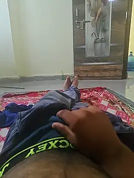 Romantic boy143 online show from June 15, 11:32 am