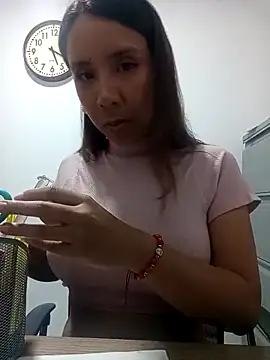 Snapshot of MiaSantana_ chatting on April 27, 10:19 pm MiaSantana online show from April 27, 10:19 pm