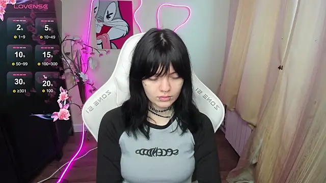 Snapshot of Emma_Darkkk chatting on February 18, 4:21 am Emma Darkkk online show from February 18, 4:21 am