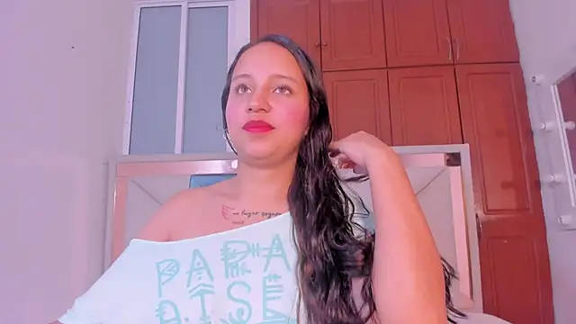 AmberQueen1 online show from February 28, 11:43 am