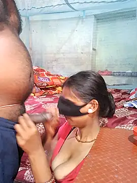 Sexy kiran002 online show from March 2, 5:08 am