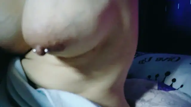 lenanane0126 online show from April 13, 7:51 pm