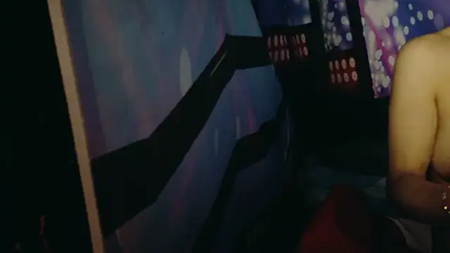 lenanane0126 online show from April 12, 7:28 pm