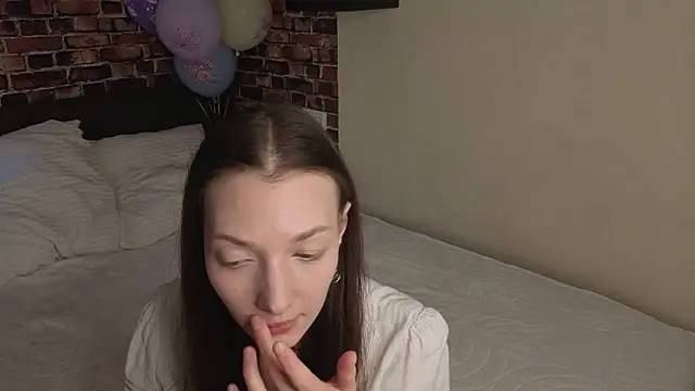 Lollyops online show from March 7, 2:18 am