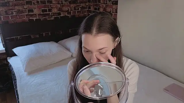 Lollyops online show from April 15, 2:17 am