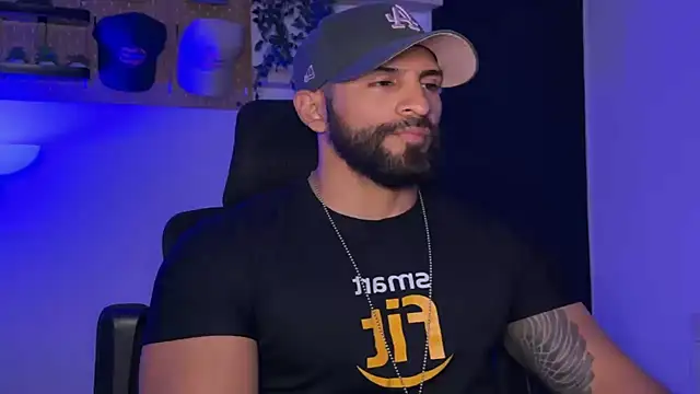 SamDornan51 online show from April 13, 12:03 am