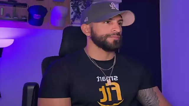 SamDornan51 online show from April 9, 1:07 am