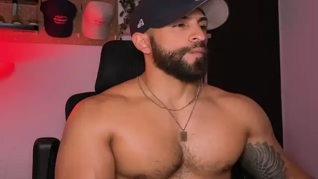 SamDornan51 online show from March 29, 2:24 am