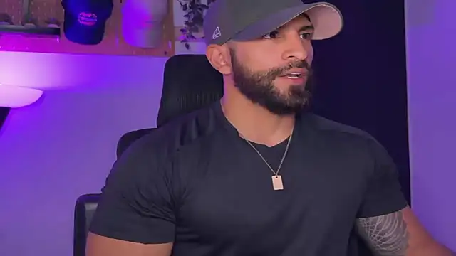 SamDornan51 online show from March 25, 2:33 am