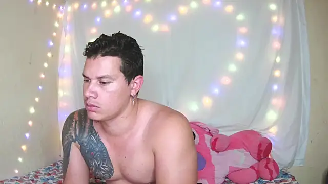 Eternalfuego online show from April 18, 4:59 am