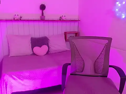 Mona Mistic online show from March 27, 4:21 am