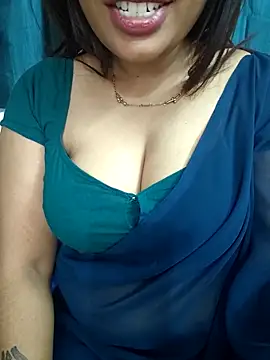 Snapshot of priya__sexxyy chatting on February 12, 2:11 am priya sexxyy online show from February 12, 2:11 am