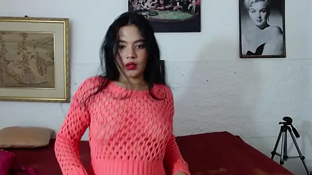 JulianaLopera1 online show from February 3, 1:38 pm