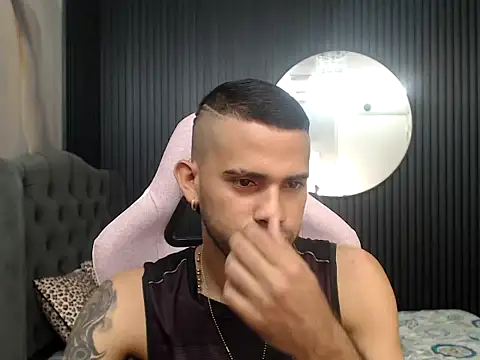 Snapshot of chacorta_ chatting on May 9, 1:42 am chacorta online show from May 9, 1:42 am