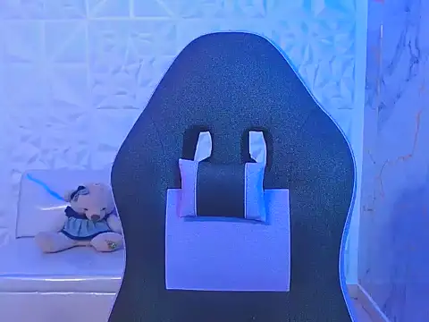 chacorta  online show from March 11, 1:27 pm