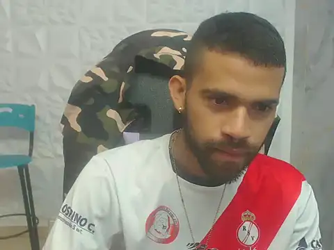 Snapshot of chacorta_ chatting on February 19, 1:41 pm chacorta online show from February 19, 1:41 pm