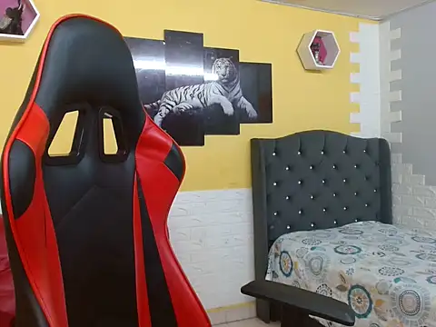 chacorta  online show from March 13, 12:54 pm