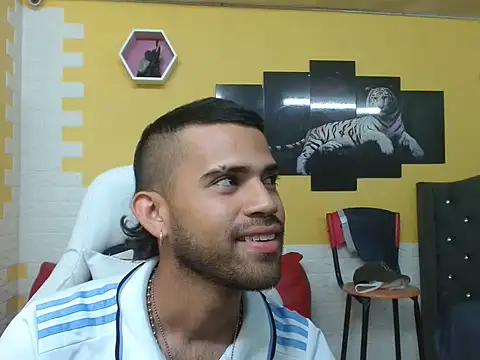 Snapshot of chacorta_ chatting on May 15, 12:52 am chacorta online show from May 15, 12:52 am